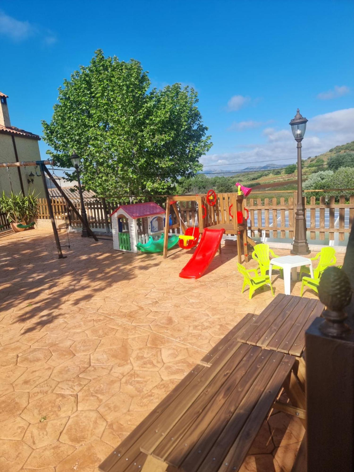 La Aldea Pension Alcaraz Buitenkant foto
